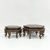 (店+)【御古齋】虎斑雞翅木 六角底座 六角形 小花台 藝品展示座 高腳架 實用擺設 擺飾 二種尺寸 0410
