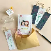 母親節人像畫(上下角花花) 組合餐 似顏繪/客製貼紙/書籤
