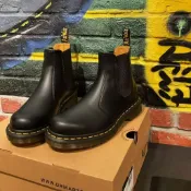  全新 切爾西 馬丁光面切爾西靴 英倫風 Dr.Martens 馬汀 2976 頭層皮 舒適百搭 黃車線 短靴