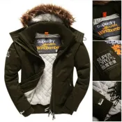 DryDog 跩狗嚴選 跩狗嚴選 極度乾燥 Superdry Windbomber 超細纖維 軍綠 風衣 外套 防風 合身縮口 帽子毛可拆 零碼超特價S