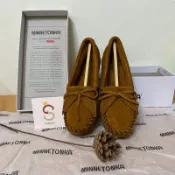 部分現貨💯正品保證💯美國代購🇺🇸Minnetonka手工流蘇短靴 莫卡辛 moccasins 豆豆鞋
