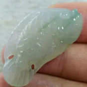🐟年年有餘🐟天然緬甸玉 A貨翡翠-精雕 小冰魚 鑲嵌件【92jade 就愛翡翠】翡翠魚 翡翠金魚 翡翠小冰魚 魚玉佩玉墬