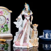 Royal Worcester 埃及豔后Nefertari 限量陶瓷雕像神聖女王與獵豹