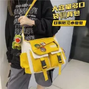 台灣出貨🌈多口袋側背斜挎包男 潮牌大容量ins單肩包日係郵差包上班小挎包 工裝斜跨包手提袋帆布包 大學生斜挎包上課休閒