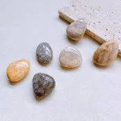 STARSTONE｜星際原石水晶 ⭐ 精選 珊瑚玉 菊花玉 菊花石 滾石 原礦 🔹 穩定 護身 平安