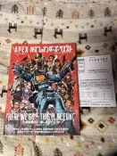 APEX英雄，攻略實物周邊，設定集，207P，有書腰和回函，