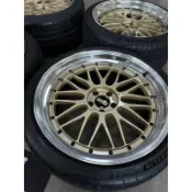 2.正品BBS LM 20寸雙片鍛造 成色如圖，有輕微使用瑕疵無修復無失圓
