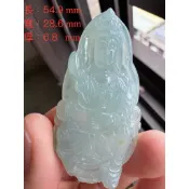 緬甸天然A貨翡翠冰種淡藍綠立體自在觀音