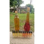 促銷價 黃檜香茅超重香精油 陳年已放很久 味道單一單純 無臭味 建議現場聞即可知道品質 檜木精油 台灣肖楠 精油薰香 蒸