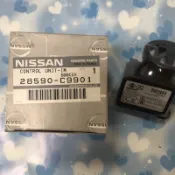 熊寶寶汽材日產XTRAL2.0/2.5 M1/A180 A33A34晶片控制盒正廠特價3688元