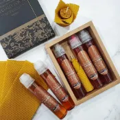 (店+)【臺一蜂蜜】超值經典禮盒 ➤120g蜂蜜擠壓瓶3入+天然蜂蠟手工蠟燭1入