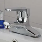 精馳 雙孔 全銅 冷熱 臉盆龍頭 單把 水龍頭 二聯 龍頭 面盆混水閥 面盆龍頭【AI380】 123便利屋
