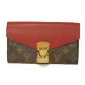 【DOKODEMO】二手LOUIS VUITTONPortefeuille Pallas 錢包，飾有 LV 標誌、花朵、LV 圓形圖案、S 型鎖扣、RED翻蓋、對折隔層、鈔票夾層、卡包、零錢包，Monogram Cerise 印花，長款錢包，M58414