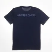 Abercrombie & Fitch A&F 文字印刷大LOGO背殺設計短T 黑色 AF-123-238-3051-900