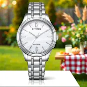 CITIZEN 星辰 光動能大三針時尚女錶 周年慶獻禮 送禮推薦-銀x白/34mm EM0411-71A