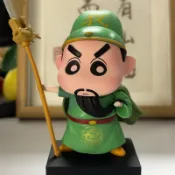 超帥氣✨Q版關聖帝君蠟筆小新公仔 關公 關雲長 手辦 收藏 野原新之助 車載 玄關 送禮 交換禮物 卡通周邊 關刀