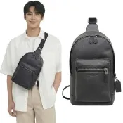 【COACH】型男最愛簡約黑皮革單肩後背包(2540 QBBK)