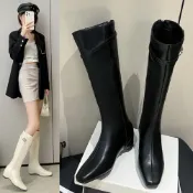 (店+)長靴復古皮帶扣內增高長靴秋季不過膝騎士靴百搭美拉德風靴子外出逛街機車穿搭約會穿搭大尺碼素面金屬扣短裙搭配側拉鍊修飾小腿粗跟大筒圍防磨秋冬穿搭韓系穿搭軟皮皺褶靴