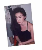 (溫46)  溫碧霞  3*5 沖洗照片一張，早期相片，保存還不錯!