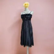 *♡*黑色/性感細肩帶.黑絲絨珍珠洋裝/適XXS/近新/二手衣《Anna的百寶箱》