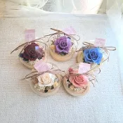 永生玫瑰花玻璃罩盅。玻璃球。擺飾。附包裝。