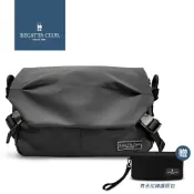 【REGATTA CLUB】Young Urban雙插扣翻蓋側背包 黑色 -加贈Regatta拉鍊護照包