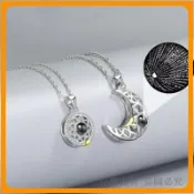 ✨情侶項鍊 投影日月星辰吊墜 相吸鎖骨鏈 學生情侶飾品 送女生禮物 精緻好物項鍊 必備精品吊墜 情侶對鍊飾品