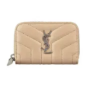 【YSL】YSL SAINT LAURENT LOULOU銀字LOGO拉鍊Y字紋牛皮零錢包(展示品/深米)