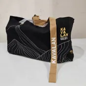 【全新】✨KAVALAN 噶瑪蘭威士忌 🎒 時尚單肩帆布袋｜限量質感周邊 💼