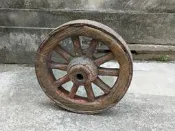 老臺灣：小牛車輪（前輪、直徑50公分、朱漆、早期風化木牛車輪、鄉村風格、農業社會、民俗文物收藏）