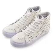 【VANS】SK8-Hi 平底 帆布鞋 白色 女 星星鏤空 8孔扁線 高筒 休閒鞋 滑板鞋 VN00018IITV
