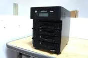 Buffalo TS-1.0TGL/R5 4Bay NAS 網路儲存設備, 支援 2T 硬碟