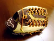 {圓圓小舖}全新日本製軟式久保田猛打者 kubota slugger棒壘球手套外野T網擋特別訂做訂作 ST39 咖啡奶油