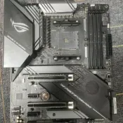 三和電腦配件店 華碩 ASUS X570 E GAMING 豪華主板 拆機品 支援 Ryzen 5700X 5800X 高性價比 電競主機板 高效能散熱 AM4腳位