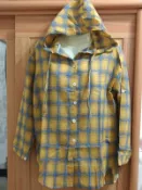 全新　黃格子連帽長袖襯衫 大尺碼 防曬　【服飾專區】☆流星百寶屋☆