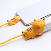 (店+)動物咬咬豆腐頭保護套 一口咬豆腐頭保護套 可愛動物手機充電器頭 豆腐頭保護套 動物咬線器 豆腐頭保護套 蘋果豆腐頭保護套