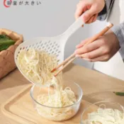 耐高溫長柄瀝水漏勺 廚房撈麵漏勺 撈水餃漏勺 日式大漏勺 油炸麻辣燙濾水 日本進口撈餃子勺 網長柄加厚大號勺子 撈麵勺