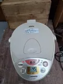 ZOJIRUSHI 象印 4公升微電腦熱水瓶 CD-WBF40 功能正常 內膽刮傷汰換 全機殺肉拆零件賣