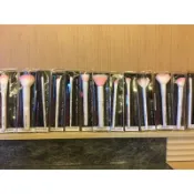 （清倉特價）美國🇺🇸Wet n wild 美國平價刷具 蜜粉刷 腮紅刷 眼影刷共13種