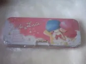 ☆╮超 CUT 全新╭☆ 日本SANRIO KIKI LALA粉紅色鉛筆盒***2004年