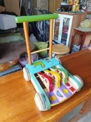 【銓芳家具】 敲敲狗原木助步車 學步車 狗狗原木助步車 台灣製 ST安全玩具 鈴鐺叩叩車 傳統助步車 敲敲學步車 115
