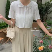 (店+)【FEE BABY】排扣短版透膚翻領上衣 針織上衣 女上衣 小外套 短袖上衣 短版上衣 韓系穿搭 秋冬穿搭 透膚上衣 紫色 白色 黑色 杏色 淺灰色 灰藍色 粉色
