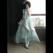 欣儀 超僊度假風飄逸感長款連衣裙2026新款高級設計感不規則大裙擺長裙
