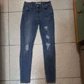 Levi's 710 super skinny 彈性刷破牛仔褲W26