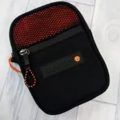 (店+)【Superdry】出清 極度乾燥 側背包 小側背包 7895AO3 黑/菊 透氣 現貨 簡約款  superdry 小包包 可調背帶