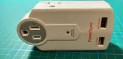 二手 PowerSync 群加 防雷擊3插座+2埠USB壁插 PTU-5401