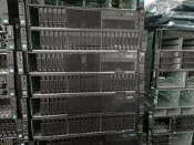 可開發票華為RH2288HV5空機箱2.5寸824盤位，帶風扇，背板，線材，不帶電員，散熱器，不包郵，佩見要什