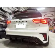 現貨 福特 Focus MK4 4.5 五門專用 MAX版 類RS ABS 單邊雙出 鋼琴烤漆黑 後保桿 後下巴 雙邊