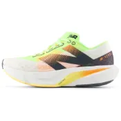(店+)【NEW BALANCE】WFCXLA4 New Balance FuelCell Rebel v4 舒適輕便 低幫 馬拉松訓練長跑短跑體測體考競速跑步鞋 女款 青灰黑