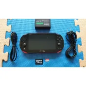 【回憶瘋】PSV 黑紅色限定機(已改機.內建遊戲)  贈送64G套卡 8成5新 遊戲機 PSVITA